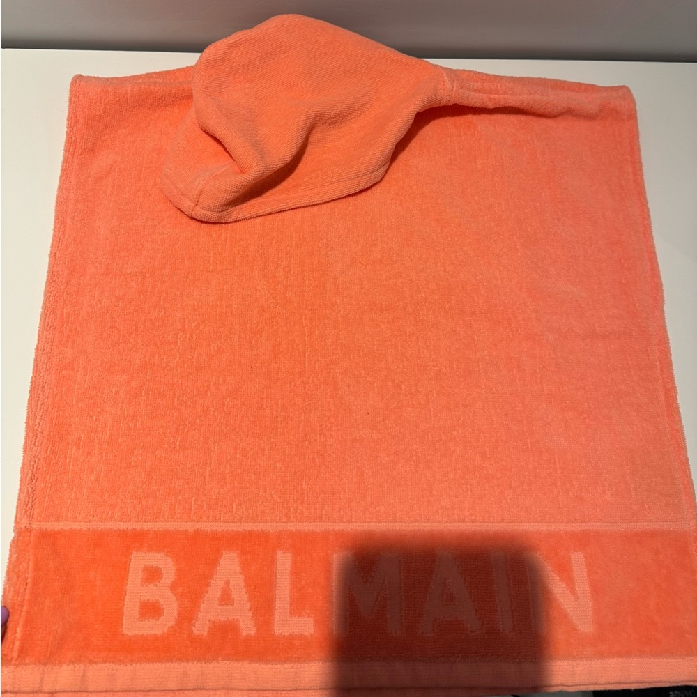 Brand new no tags TU balmain beach poncho
